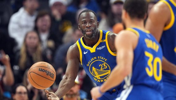 Curry Et Green : Enthousiastes À L'idée D'accueillir La Nouvelle Recrue Curry Et Green : Enthousiastes À L'idée D'accueillir La Nouvelle Recrue