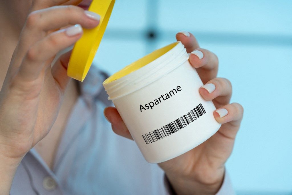 L'aspartame Sous Surveillance : Foodwatch Et La Ligue Contre Le Cancer Pointent Du Doigt Les Risques L'aspartame Sous Surveillance : Foodwatch Et La Ligue Contre Le Cancer Pointent Du Doigt Les Risques
