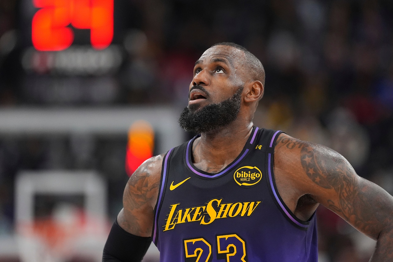 LeBron James Lakers Vs Clippers: Where To Watch The NBA Game Live For Free LeBron James Lakers Vs Clippers: Where To Watch The NBA Game Live For Free