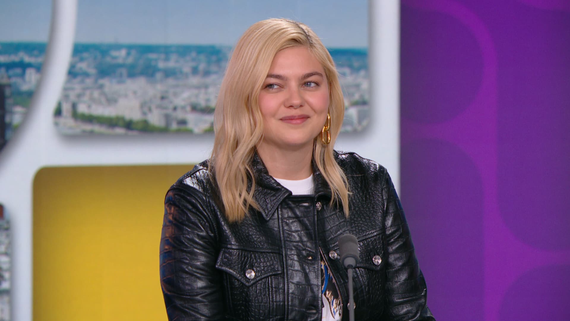 Louane : Louane :