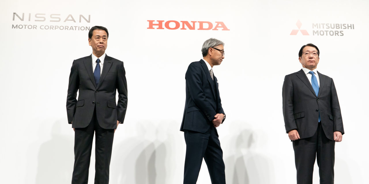 Nissan Rejects Honda Merger: No. 3 Automaker Dream Shattered Nissan Rejects Honda Merger: No. 3 Automaker Dream Shattered