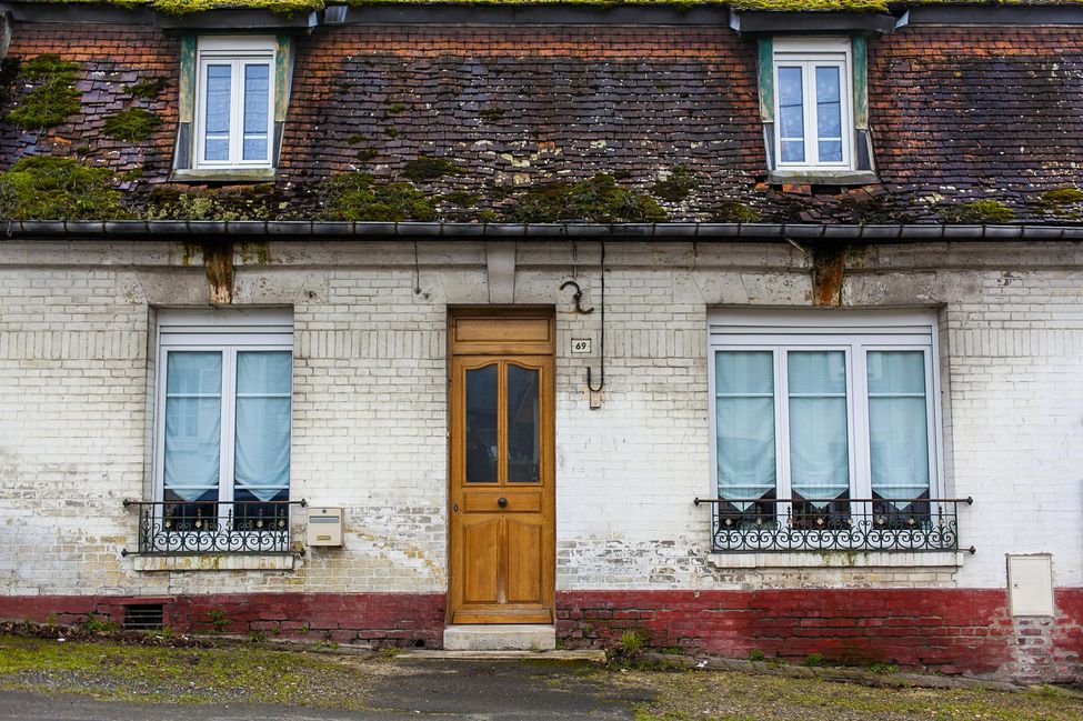 Précarité Énergétique: Témoignages De Vie Et Solutions Face Au Froid Hivernal Précarité Énergétique: Témoignages De Vie Et Solutions Face Au Froid Hivernal