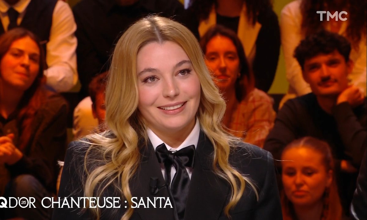 Santa Remporte Le Q D'or De La Chanteuse De L'Année 2025 Santa Remporte Le Q D'or De La Chanteuse De L'Année 2025