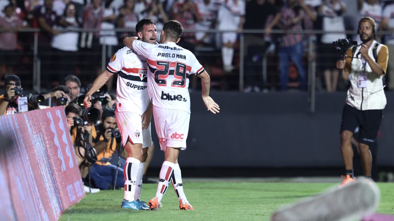 São Paulo's Attacking Prowess On Full Display: 4-0 Rout Of Mirassol São Paulo's Attacking Prowess On Full Display: 4-0 Rout Of Mirassol