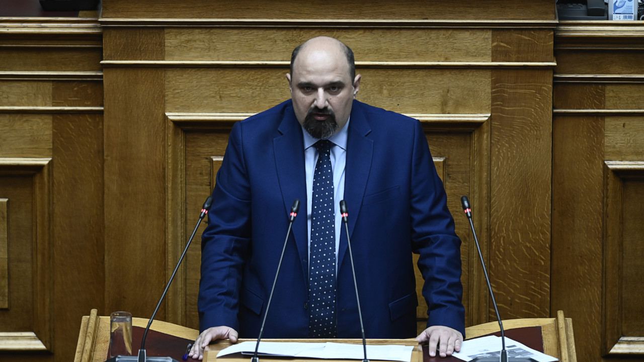 Τριαντόπουλος: Παράσταση Παράστασης - Η Απάντηση Για Την Προανακριτική Τριαντόπουλος: Παράσταση Παράστασης - Η Απάντηση Για Την Προανακριτική