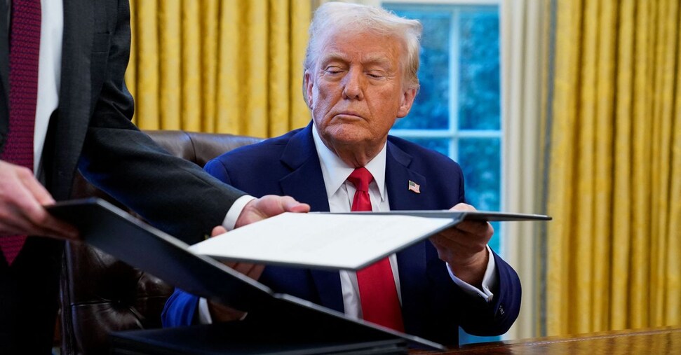 Trump's Executive Order: A Potential Lifeline For TikTok? Trump's Executive Order: A Potential Lifeline For TikTok?