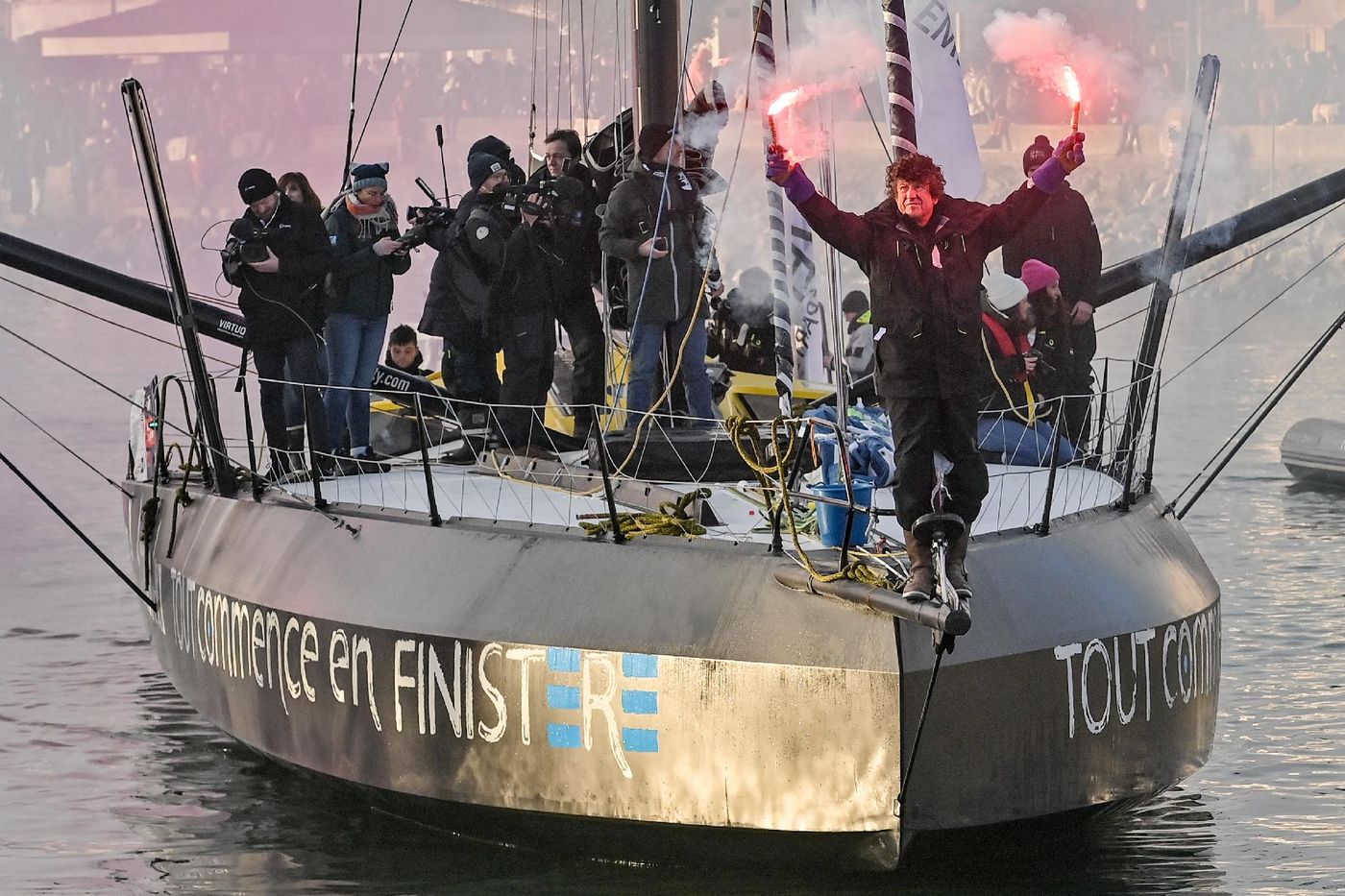 Vendée Globe 2024 : Jean Le Cam, Doyen De La Course, Vise Une Nouvelle Participation Vendée Globe 2024 : Jean Le Cam, Doyen De La Course, Vise Une Nouvelle Participation
